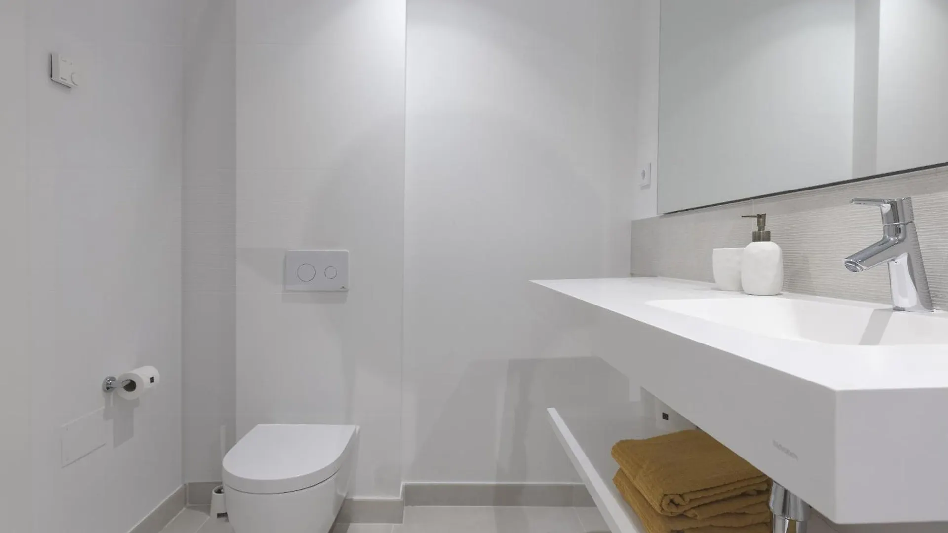 Exclusive 3-Bedroom Apartment In Higueron Fuengirola