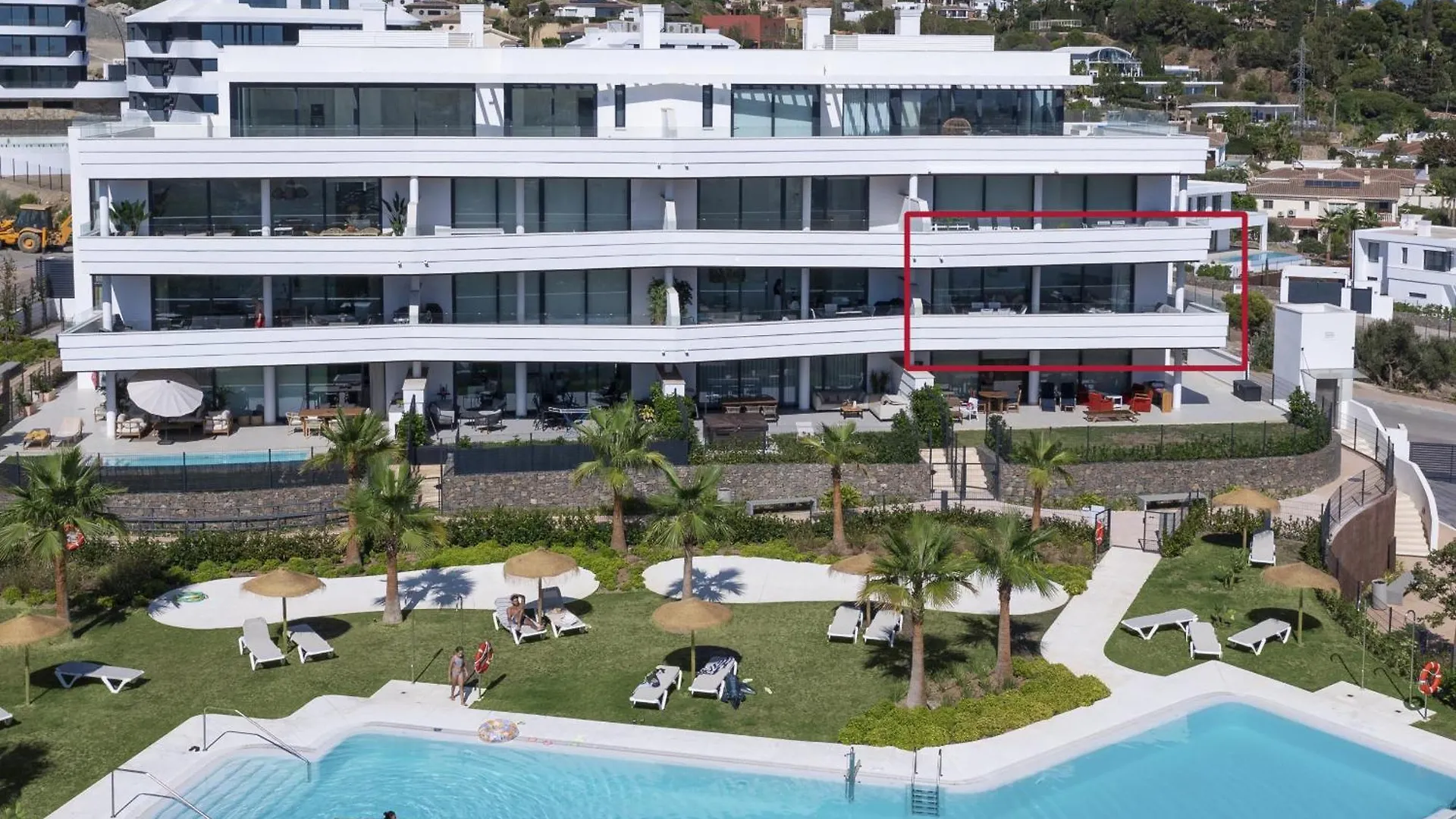 Exclusive 3-Bedroom Apartment In Higueron Fuengirola